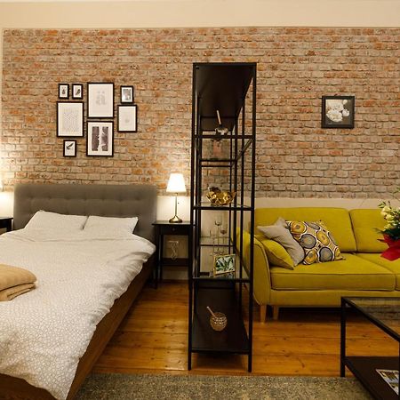 Stylish Flat In The Heart Of Historical Center Apartment Timisoara Ngoại thất bức ảnh