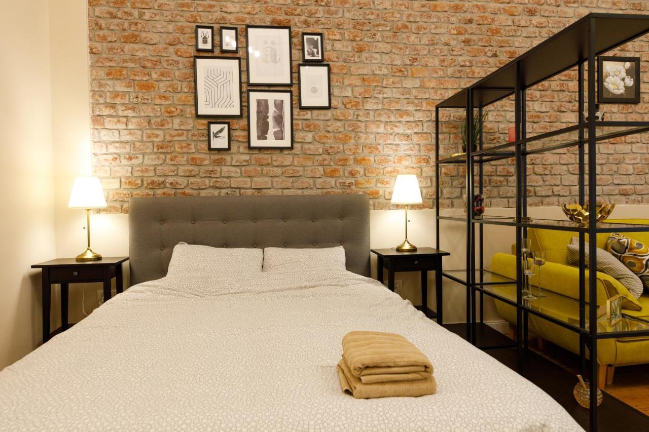 Stylish Flat In The Heart Of Historical Center Apartment Timisoara Ngoại thất bức ảnh